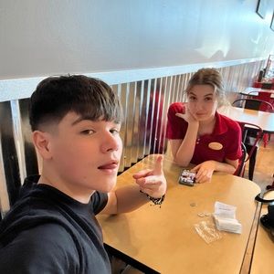 Meet your Posher, Michael